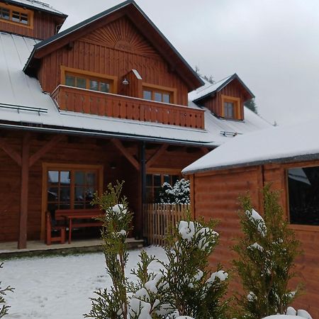 Velké Karlovice Apartman Jezerne מראה חיצוני תמונה