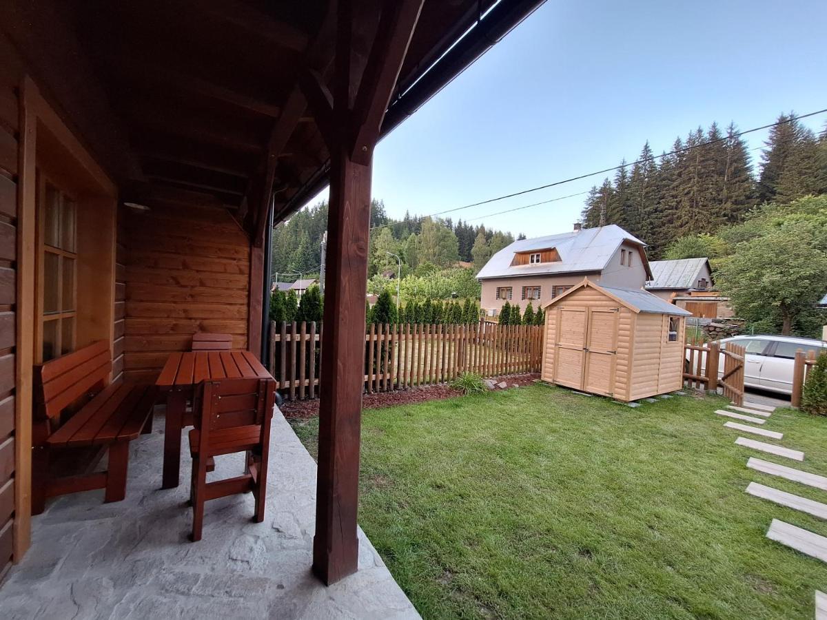 Velké Karlovice Apartman Jezerne מראה חיצוני תמונה