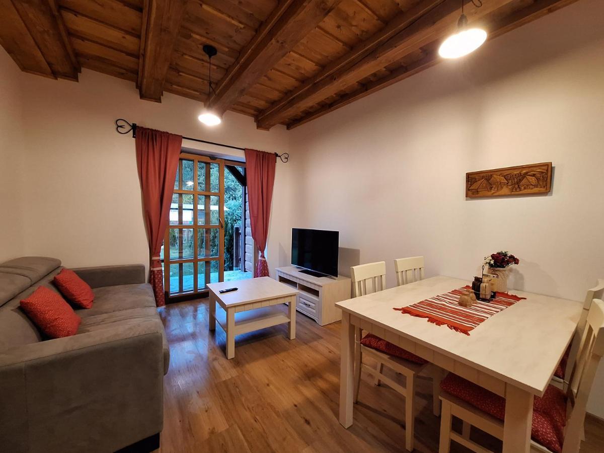 Velké Karlovice Apartman Jezerne מראה חיצוני תמונה