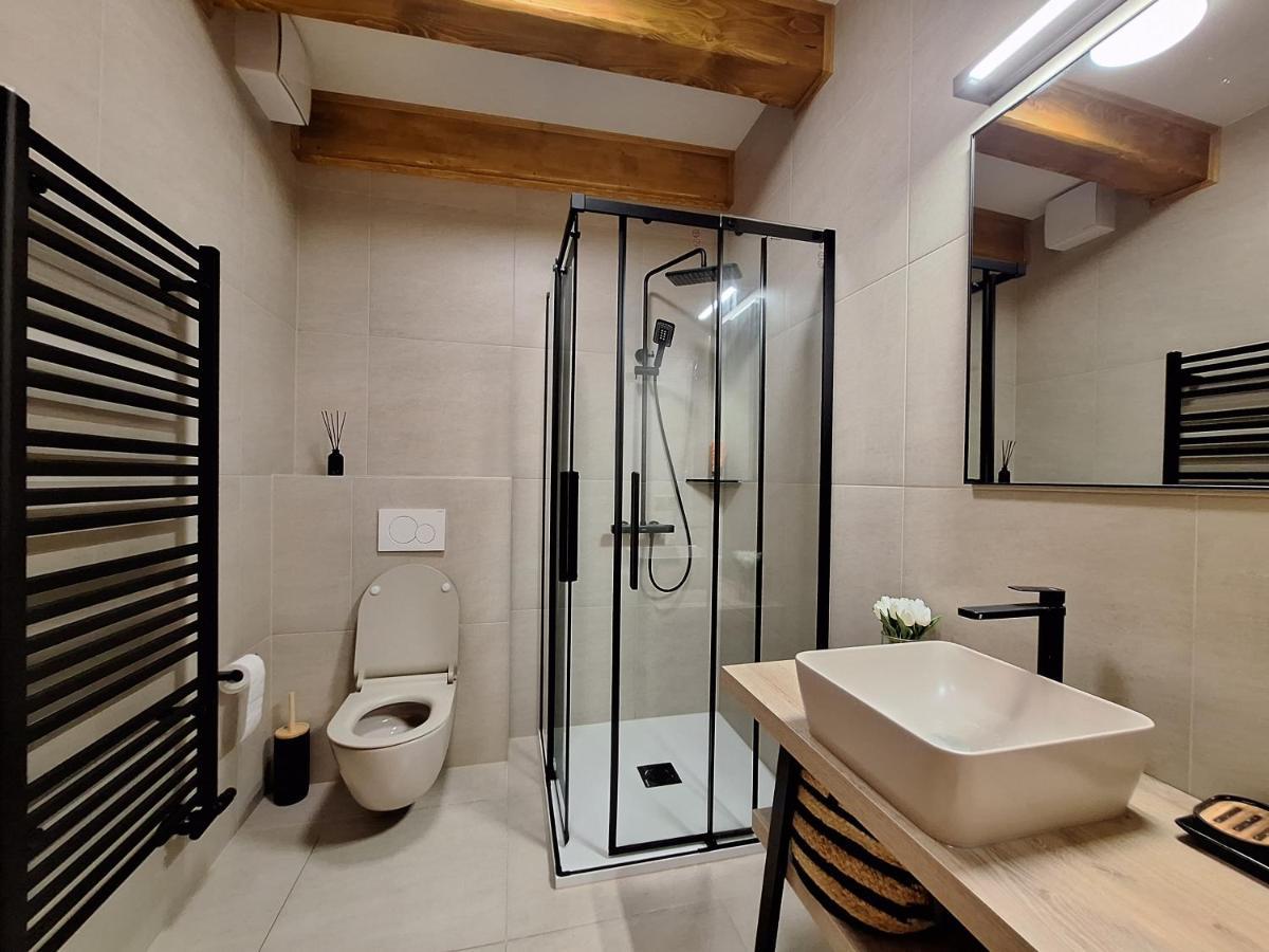 Velké Karlovice Apartman Jezerne מראה חיצוני תמונה