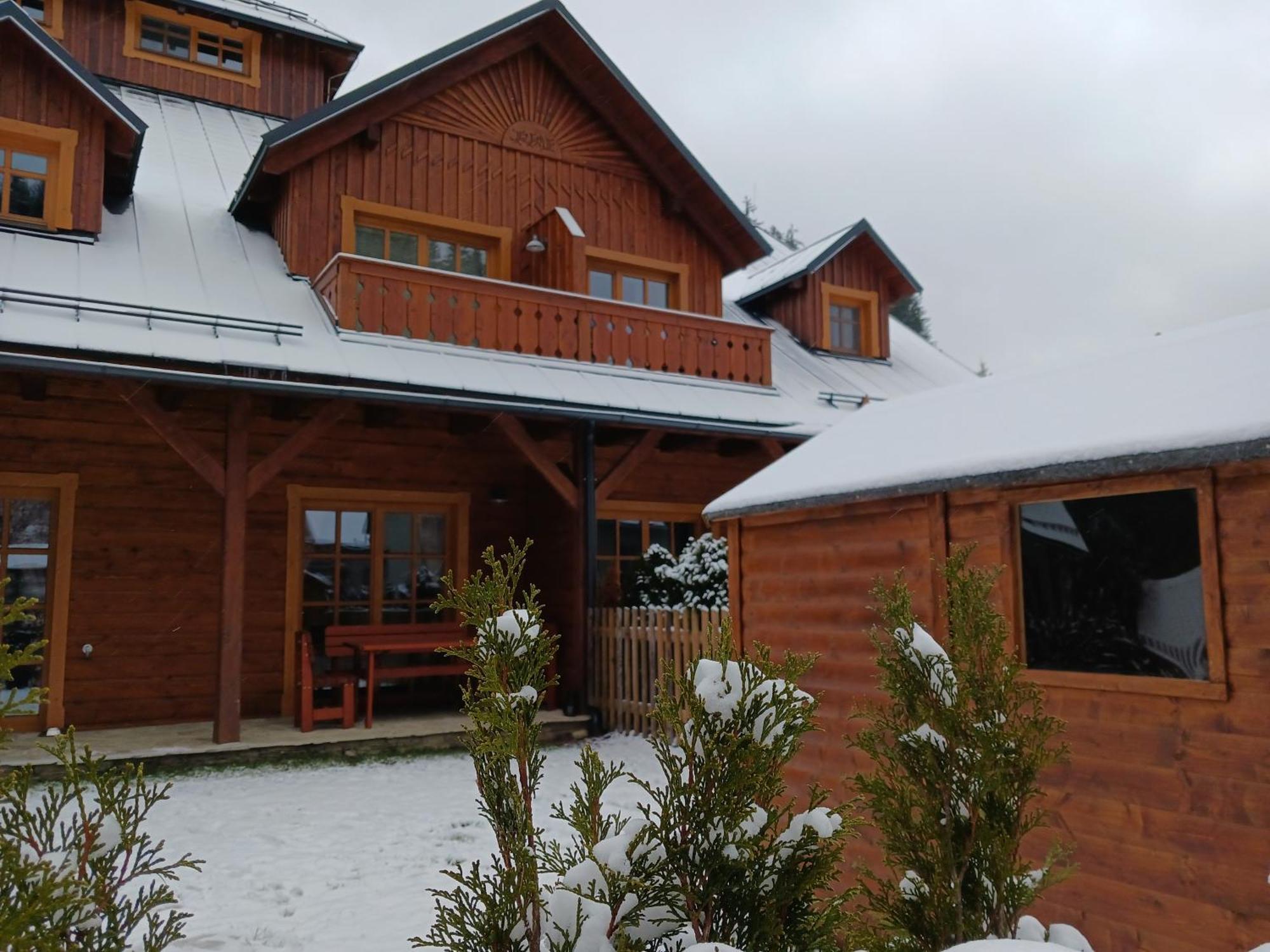Velké Karlovice Apartman Jezerne מראה חיצוני תמונה