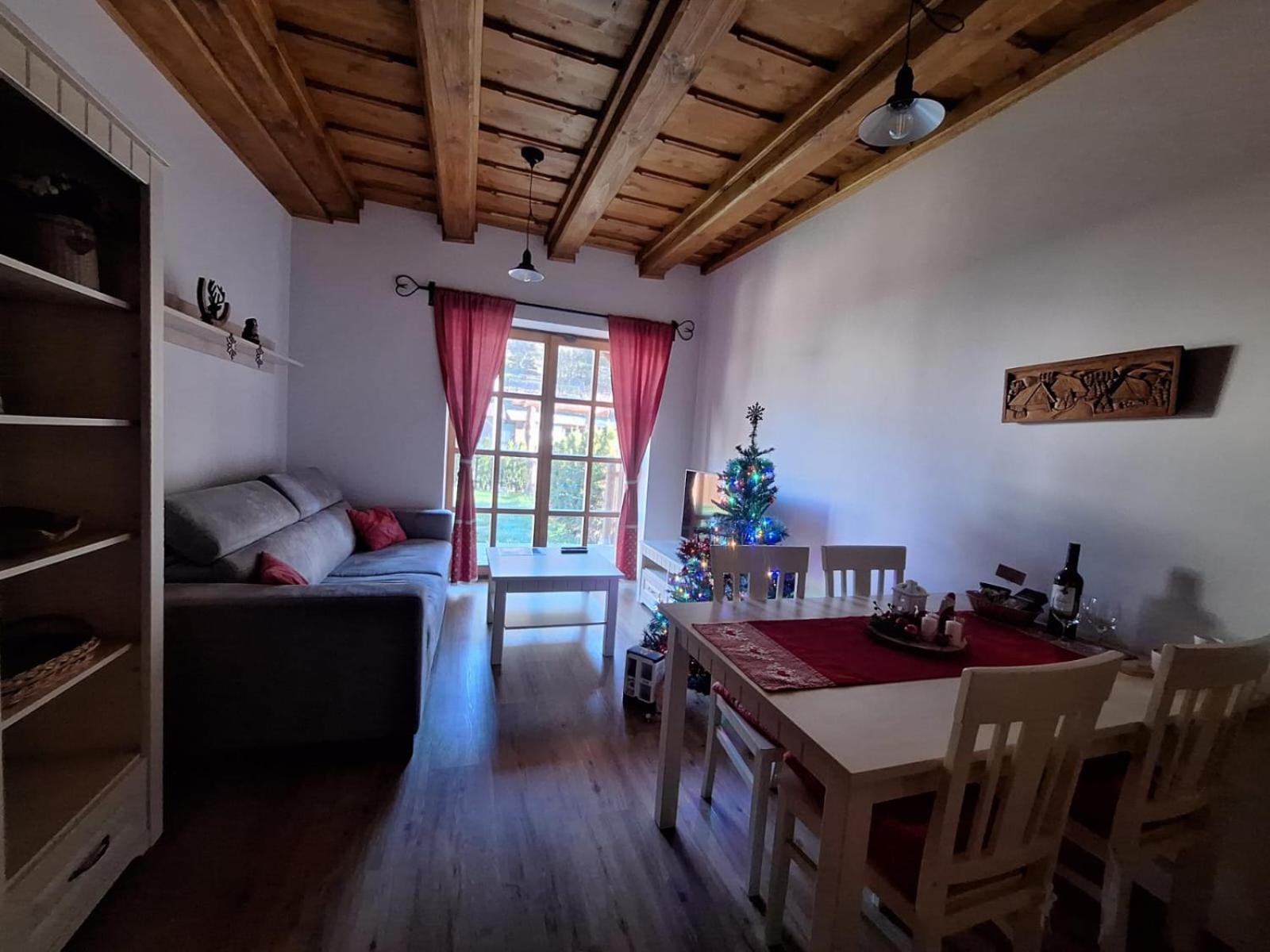 Velké Karlovice Apartman Jezerne מראה חיצוני תמונה
